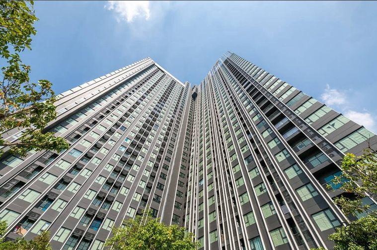 picture 1Bed | 1Bath | BTS Phloen Chit | 30sqm | THB 22,000/mo | Fl.17 — Life One Wireless Bangkok - 1/10