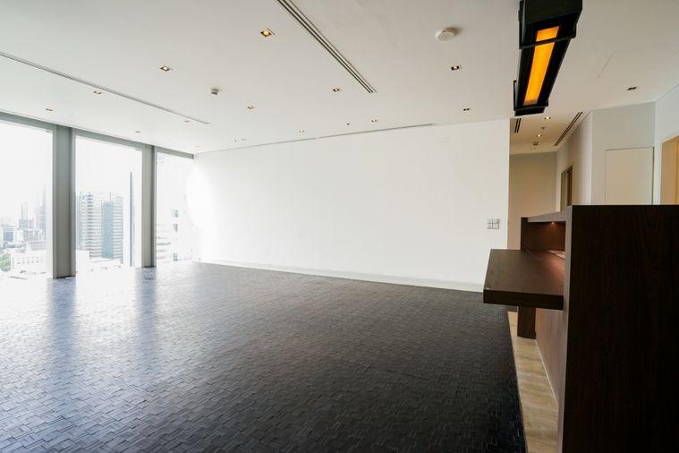 picture 3-Bedroom Luxury Living at The Ritz-Carlton Residences - 3/21