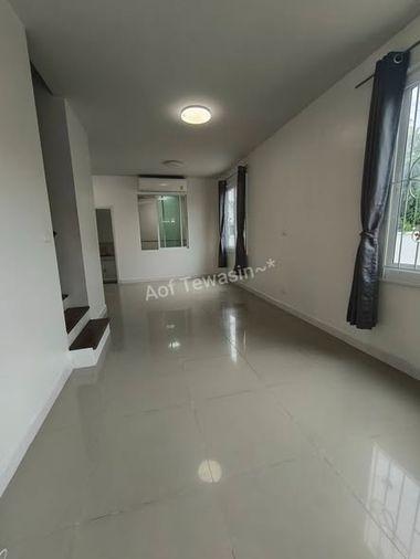 รูป 3 ห้องนอน | 2 ห้องน้ำ | MRT Tha Phra | 138 ตร.ม. | 17,000 บาท/เดือน | ชั้น 2 — Phatthara Bangna-Thepharak Village กรุงเทพฯ - รูปที่ 5/5