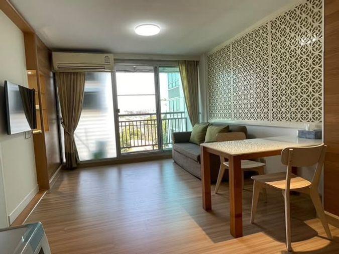 รูป 1 ห้องนอน | 1 ห้องน้ำ | BTS Phra Khanong | 49 ตร.ม. | 18,000 บาท/เดือน | ชั้น 7 — PLUS67 Condominium กรุงเทพฯ - รูปที่ 1/1