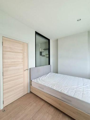picture 1Bed | 1Bath | MRT Ratchadaphisek | 31sqm | THB 13,000/mo | Fl.12 — Common Tu Bangkok - 3/5
