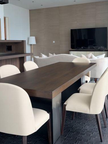 รูป Your Private Ritz-Carlton Residence, 3 Bedrooms, Fully Furnished - รูปที่ 2/9