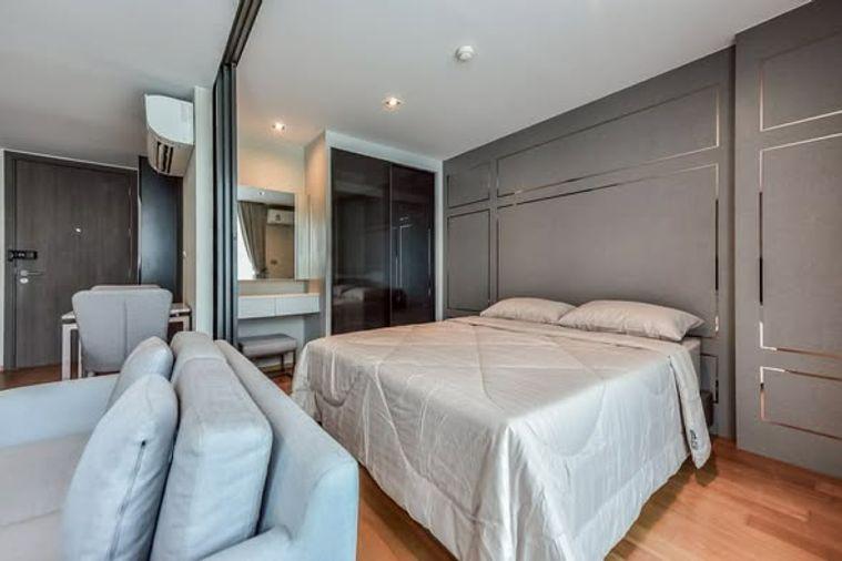 รูป 1 ห้องนอน | 1 ห้องน้ำ | BTS Sala Daeng | 33 ตร.ม. | 22,000 บาท/เดือน | ชั้น 4 — Altitude Define กรุงเทพฯ - รูปที่ 3/5