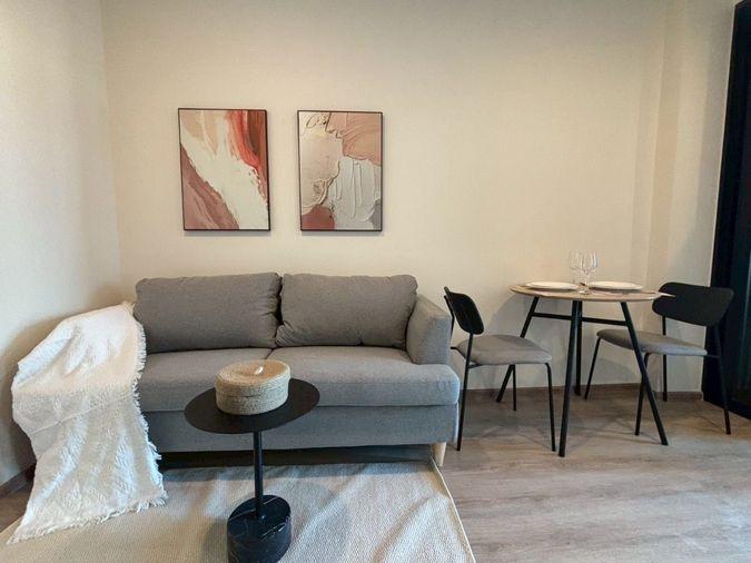 picture 1Bed | 1Bath | MRT Phra Ram 9 | 30sqm | THB 20,000/mo | Fl.25 — Nue District R9 Bangkok - 10/10