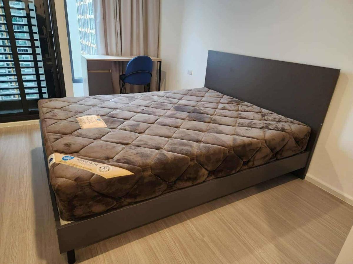 picture 1Bed | 1Bath | BTS Chit Lom | 25sqm | THB 13,000/mo | Fl.19 — Denim Jatujak Bangkok - 7/10