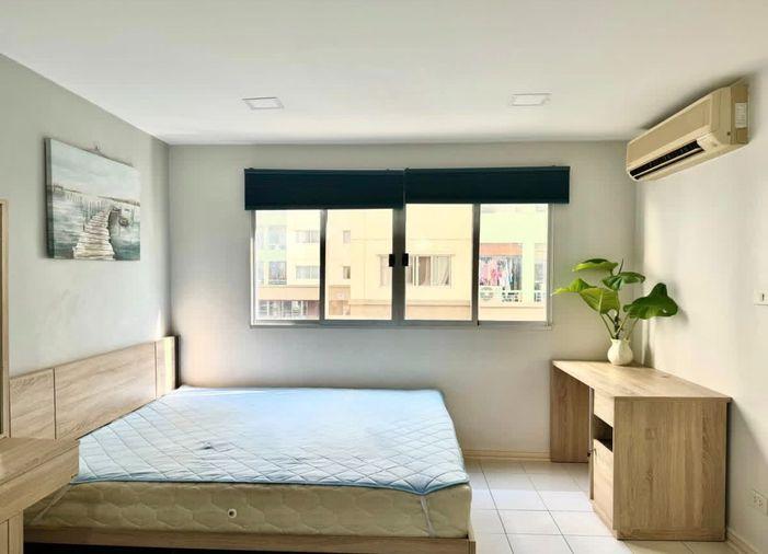 รูป สตูดิโอ | 1 ห้องน้ำ | BTS On Nut | 30 ตร.ม. | 9,000 บาท/เดือน | ชั้น 2 — Lumpini Sukhumvit 77 กรุงเทพฯ - รูปที่ 1/8