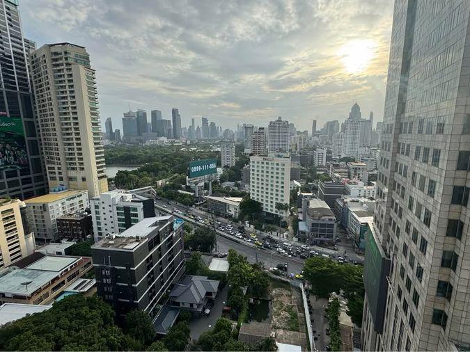 รูป 3 ห้องนอน | 3 ห้องน้ำ | BTS Lat Pla Khao | 240 ตร.ม. | 135,000 บาท/เดือน | ชั้น 20 — Citi Smart Condo กรุงเทพฯ - รูปที่ 1/10