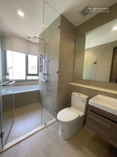 รูป 3 ห้องนอน | 4 ห้องน้ำ | BTS Saphan Taksin | 135 ตร.ม. | 130,000 บาท/เดือน | ชั้น 33 — Rhythm Charoenkrung Pavillion กรุงเทพฯ - รูปที่ 2/10