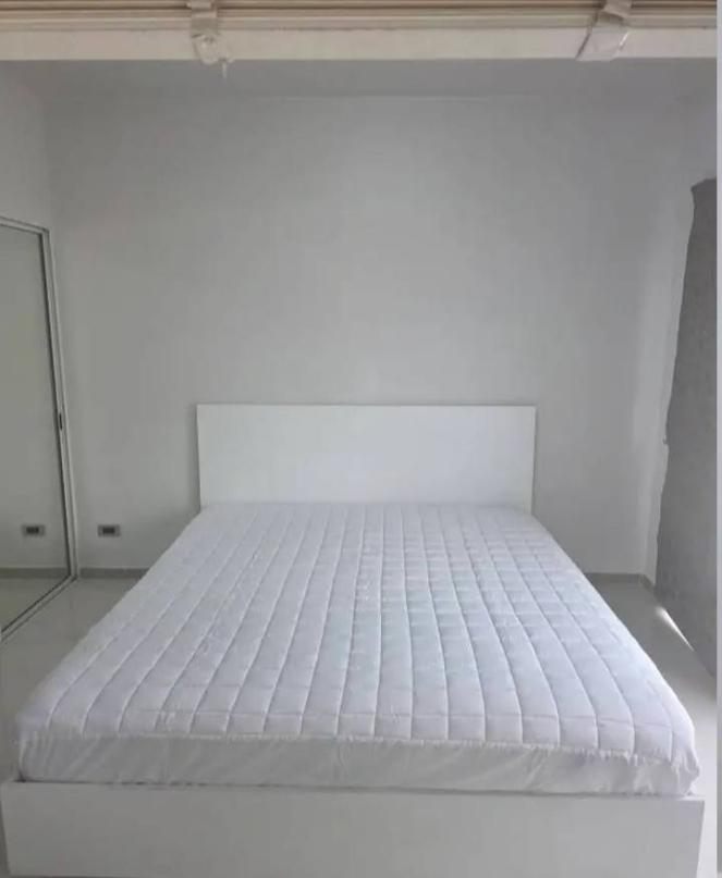picture 1Bed | 1Bath | MRT Phra Ram 9 | 35sqm | THB 12,000/mo | Fl.8 — A Space Asoke-Ratchada Bangkok - 4/10