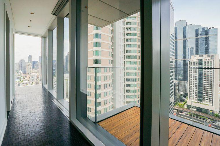 picture 3-Bedroom Luxury Living at The Ritz-Carlton Residences - 12/21