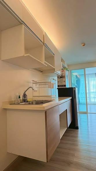 picture 1Bed | 1Bath | MRT Huai Khwang | 32sqm | THB 12,000/mo | Fl.4 — Emerald Ratchada Bangkok - 2/5