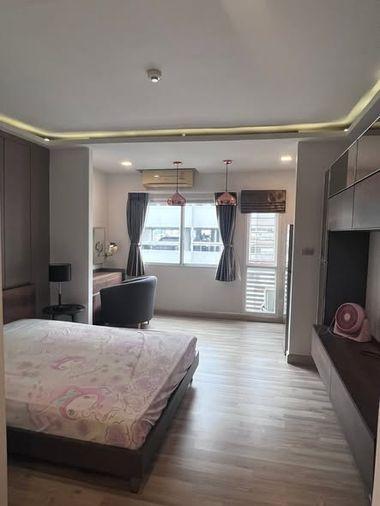 picture 1Bed | 1Bath | MRT Phra Ram 9 | 25sqm | THB 9,000/mo | Fl.7 — A Space Asoke-Ratchada Bangkok - 2/5