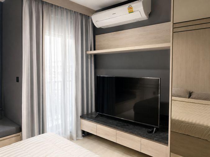 picture 1Bed | 1Bath | BTS Phloen Chit | 28sqm | THB 19,000/mo | Fl.12 — Life One Wireless Bangkok - 1/4