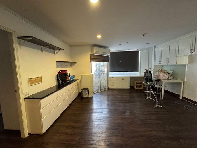 picture 1Bed | 2Bath | MRT Si Lom | 60sqm | THB 35,000/mo | Fl.6 — Silom Park View Bangkok - 2/10