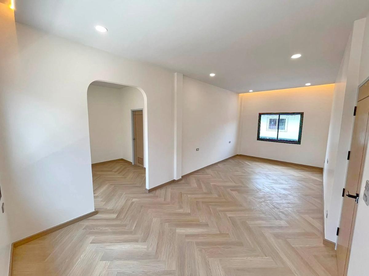 picture H0820, Detached House for Sale 5Br, Lat Phrao. - 38/45