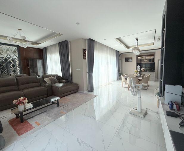 รูป ให้เช่าบ้านเดี่ยว ซื่อตรง พรีเมี่ยม ไอแอม พระราม2-แสมดำ | 4 ห้องนอน 5ห้องน้ำ - รูปที่ 5/32