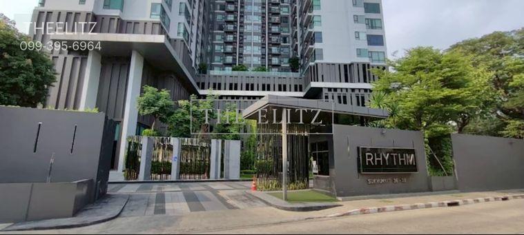 รูป ✨ Beautiful & Spacious unit with Free Wifi | Prime location near BTS Thonglor | High privacy & Peaceful Vibe ✨ - รูปที่ 20/28