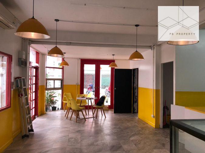 รูป ให้เช่า Townhome สุขุมวิท 55 | ใกล้ BTS ทองหล่อ เพียง 5 นาที 5 ห้องนอน | 4 ห้องน้ำ - รูปที่ 3/5