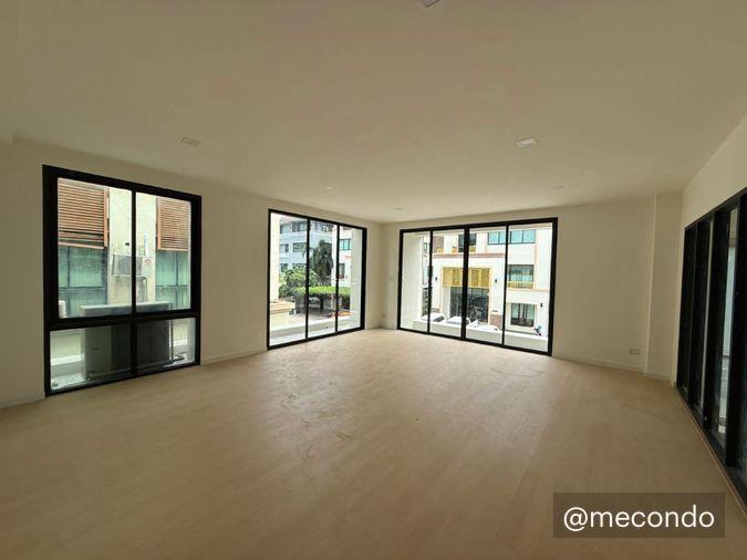 รูป ME2500541 ขายอาคารสำนักงาน 4 ชั้น ใจกลางย่านธุรกิจ Regent รัชดา - รูปที่ 4/5