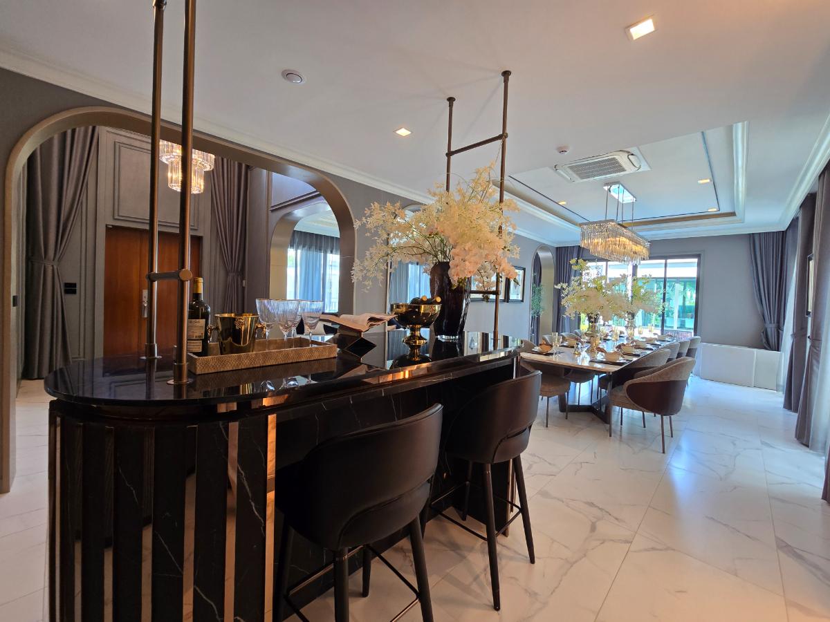 picture [READY TO TRANSFER] Everything You Need, All in One Home — Bangkok Boulevard Signature Westgate | 514 sq.m. | Located on main road - 10/26