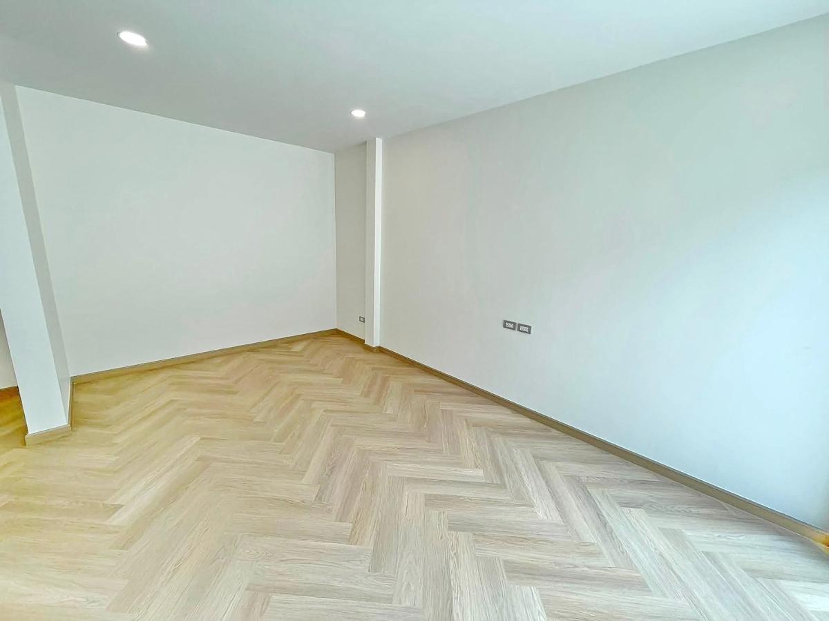 picture H0820, Detached House for Sale 5Br, Lat Phrao. - 14/45