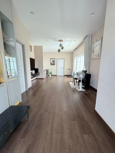 รูป ให้เช่าบ้านเดี่ยว ซื่อตรง พรีเมี่ยม ไอแอม พระราม2-แสมดำ | 4 ห้องนอน 5ห้องน้ำ - รูปที่ 14/32