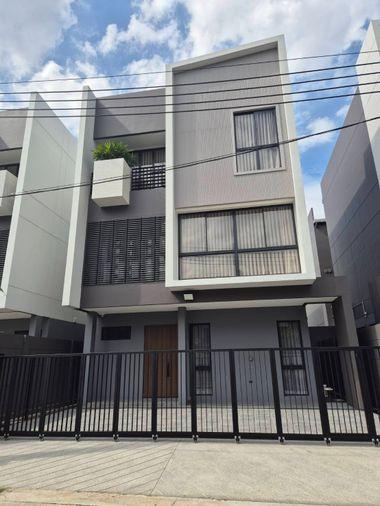 รูป บ้านเดี่ยว โฮมออฟิศให้เช่า สวย ใหม่กริบ เพียง60,000 ทักไลน์ paolin1 - รูปที่ 1/13
