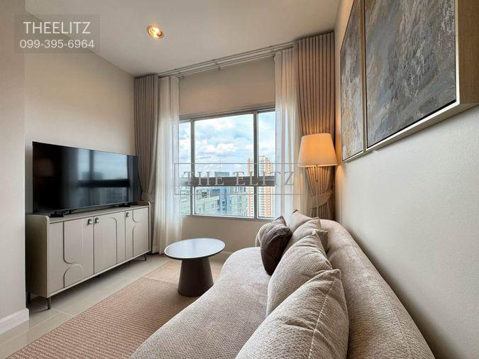 รูป ✨ Newly Renovated Masterpiece | Prime Sathorn CBD location | Direct skywalk connection to BTS- Krung Thonburi ✨ - รูปที่ 4/21