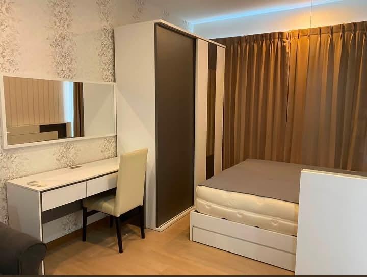 รูป 1 ห้องนอน | 1 ห้องน้ำ | BTS Wongwian Yai | 30 ตร.ม. | 12,000 บาท/เดือน | ชั้น 17 — Hive Taksin Taksin - รูปที่ 1/5