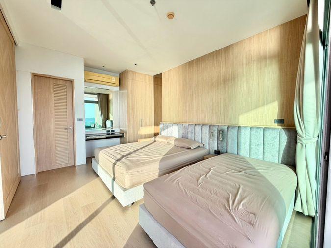 รูป ให้เช่า คอนโดหรูริมหาดบางแสน Casalunar Paradiso ชั้น 8 ห้องใหญ่ 94 ตร.ม. Single Corridor ส่วนตัวสุดๆ - รูปที่ 16/26