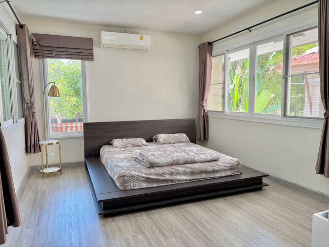 รูป For Rent : หมู่บ้าน คาซาลูน่า บ้านเดี่ยวชั้นเดียว 3 ห้องนอน 3 ห้องน้ำ : 138 ตรว ตกแต่งสวย พร้อมเข้าอยู่ มีชายหาดส่วนตัว - รูปที่ 10/21