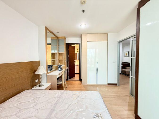 picture For Rent❗️"𝐑𝐡𝐲𝐭𝐡𝐦 𝐑𝐚𝐭𝐜𝐡𝐚𝐝𝐚" 1 Bedroom 1 Bathroom 10th floor near MRT- Ratchadapisek - 3/14
