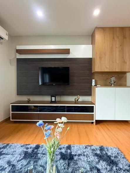 รูป 1 ห้องนอน | 1 ห้องน้ำ | BTS Ekkamai | 50 ตร.ม. | 32,000 บาท/เดือน | ชั้น 17 — Noble Around Sukhumvit 33 Sukhumvit 63 - รูปที่ 1/5