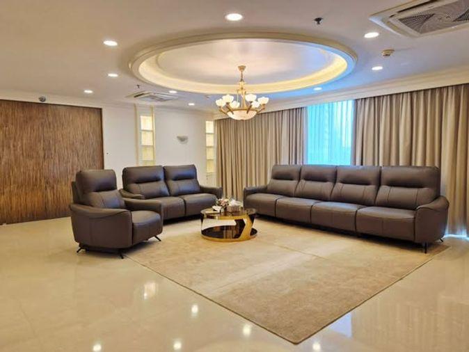 picture 3Bed | 4Bath | MRT Lumphini | 276sqm | THB 150,000/mo | Fl.35 — Lumpini Park View Bangkok - 1/1