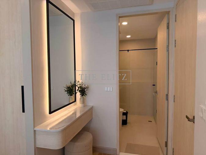 รูป ✨ Newly Renovated Large Room with Minimal Style | Quiet sanctuary in Thonglor | Spacious & High Privacy ✨ - รูปที่ 16/27