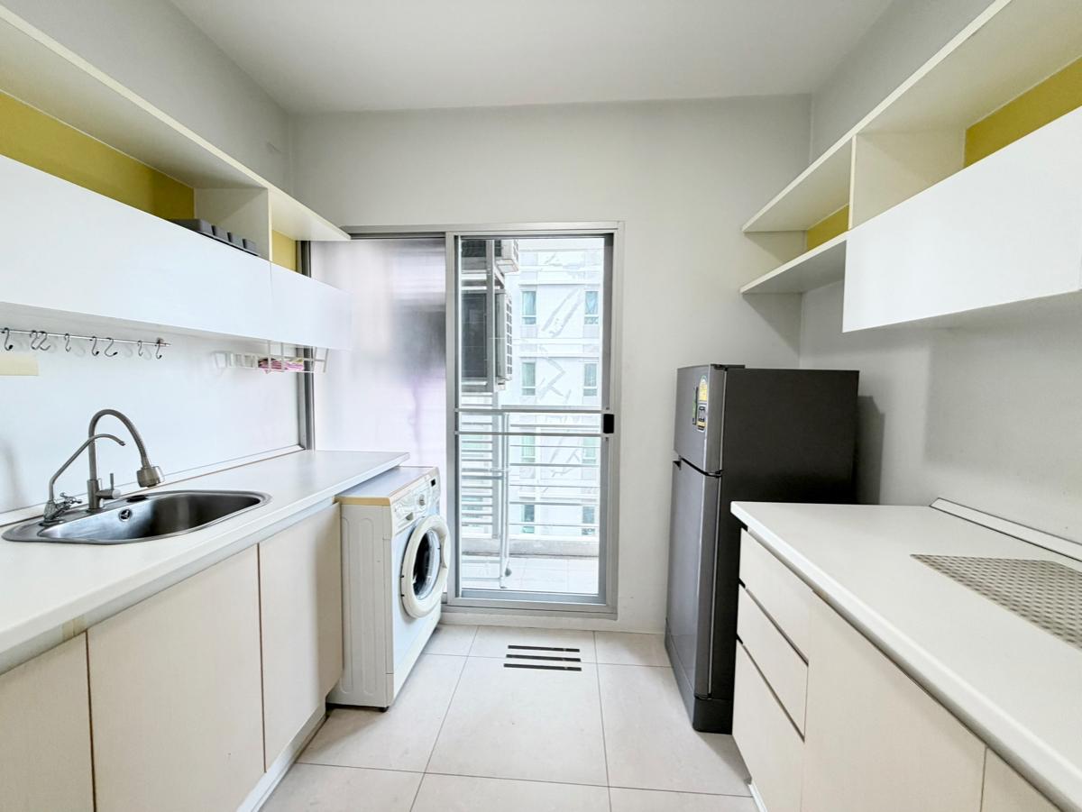 picture For Rent " 𝐓𝐡𝐞 𝐑𝐨𝐨𝐦 Ratchada-Ladprao " 1 Bedroom 49  Sq.m. Pool View ,Near : MRT-Ladprao  - 9/12