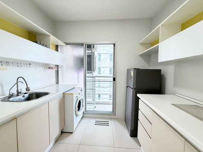 picture For Rent " 𝐓𝐡𝐞 𝐑𝐨𝐨𝐦 Ratchada-Ladprao " 1 Bedroom 49  Sq.m. Pool View ,Near : MRT-Ladprao  - 9/12