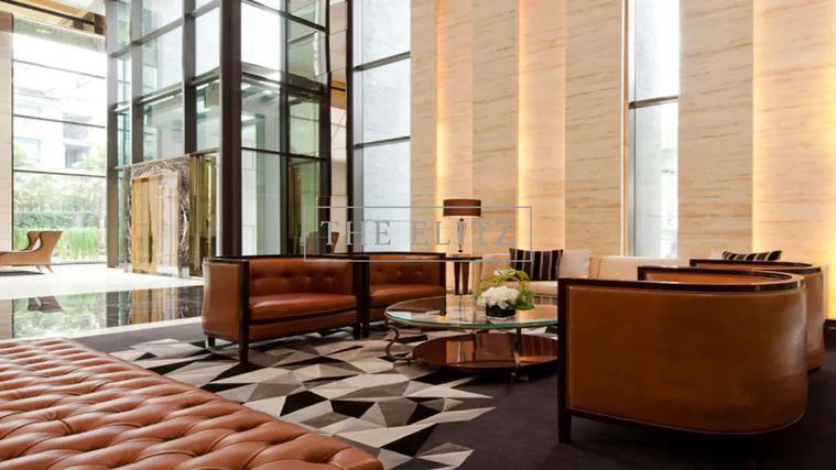 รูป ✨ Super Luxury Residence in Sukhumvit 28 | Mins to BTS Phrom Phong & EmDistrict | Exclusive Privacy ✨ - รูปที่ 8/18