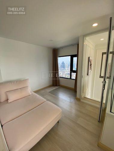 รูป ✨ Stylish Minimal Design | Duo Space High Ceiling Concept | Premier address in Sathorn CBD ✨ - รูปที่ 12/34