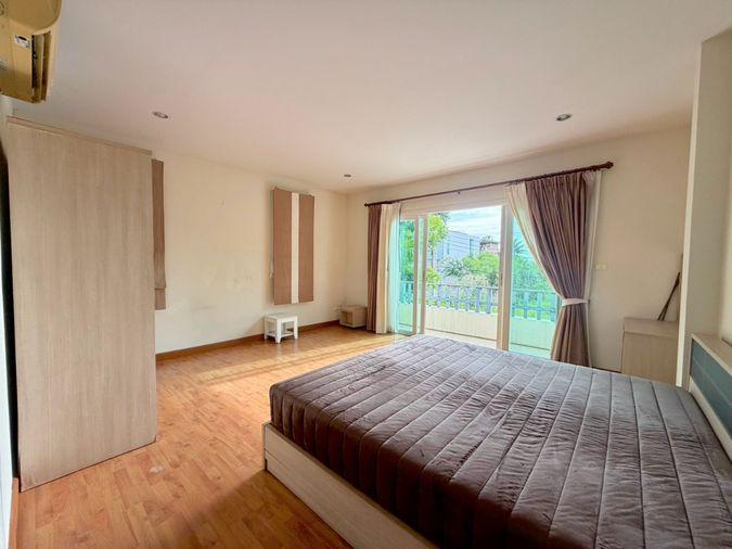 รูป For Rent : บ้าน 2 ชั้นในโครงการ Casalunar บ้านหลังใหญ่ พร้อมระเบียงกว้าง และวิวทะเลแบบเต็มตา - รูปที่ 15/17