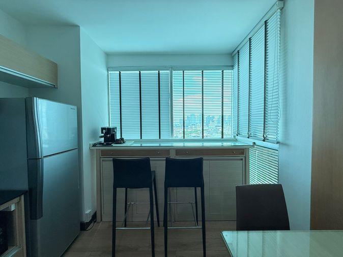 picture For Rent❗️"𝐑𝐡𝐲𝐭𝐡𝐦 𝐑𝐚𝐭𝐜𝐡𝐚𝐝𝐚" 1 Bedroom 1 Bathroom 10th floor near MRT- Ratchadapisek - 8/14