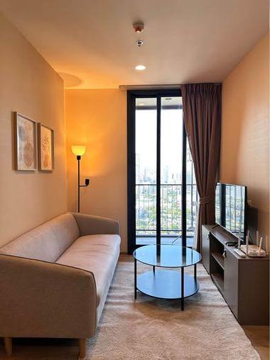 รูป 1 ห้องนอน | 1 ห้องน้ำ | BTS Thong Lo | 35 ตร.ม. | 25,000 บาท/เดือน | ชั้น 29 — Oka Haus Sukhumvit 36 Sukhumvit 36 - รูปที่ 1/5