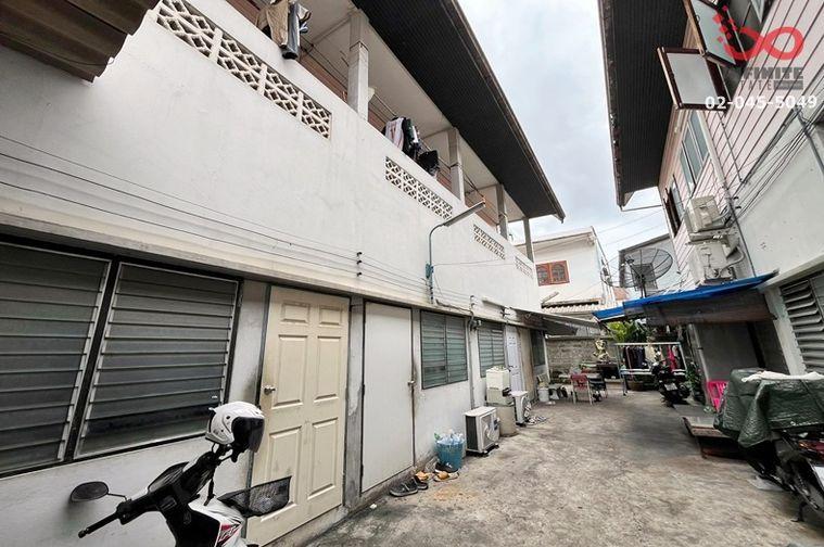 รูป ขายที่ดินพร้อมห้องเช่า 99 ตร.ว. ซอยลาดพร้าว 110 ใกล้รถไฟฟ้า MRT สายสีเหลือง - รูปที่ 3/9