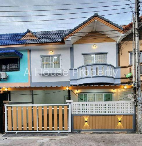 รูป ขายทาวน์โฮม 2 ชั้น รีโนเวทใหม่ อีสเทิร์นแลนด์เฮ้าส์ 3 ศรีราชา ชลบุรี - รูปที่ 1/15
