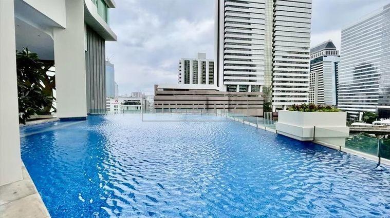 รูป ✨ Ultra-Luxury Residence at BTS-Chong Nonsi | Direct Skywalk Connection-Ultimate Sathorn Skyline Views ✨ - รูปที่ 7/12