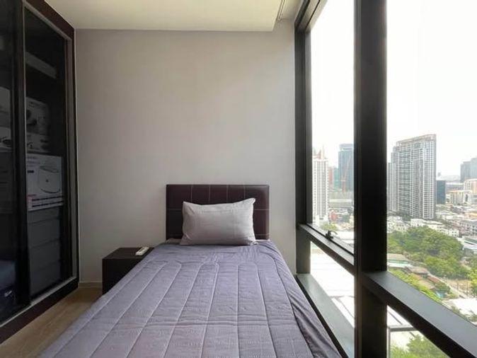 รูป 2 ห้องนอน | 2 ห้องน้ำ | BTS Sala Daeng | 72 ตร.ม. | 68,000 บาท/เดือน | ชั้น 23 — Ashton Silom Silom - รูปที่ 2/5