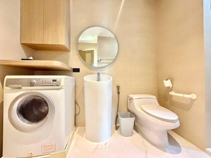 รูป ให้เช่า คอนโดหรูริมหาดบางแสน Casalunar Paradiso ชั้น 8 ห้องใหญ่ 94 ตร.ม. Single Corridor ส่วนตัวสุดๆ - รูปที่ 18/26