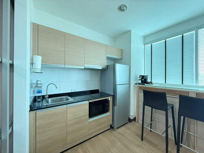 picture For Rent❗️"𝐑𝐡𝐲𝐭𝐡𝐦 𝐑𝐚𝐭𝐜𝐡𝐚𝐝𝐚" 1 Bedroom 1 Bathroom 10th floor near MRT- Ratchadapisek - 6/14