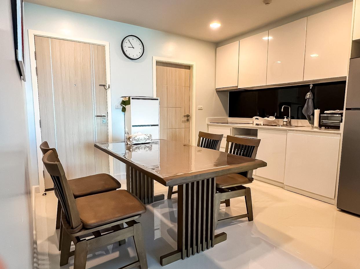 picture 1 Bedroom Condo for Sale One Tower Pratumnak Sea View - 2/6