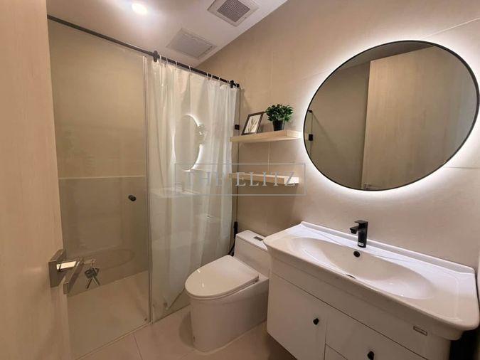รูป ✨ Newly Renovated Large Room with Minimal Style | Quiet sanctuary in Thonglor | Spacious & High Privacy ✨ - รูปที่ 20/27